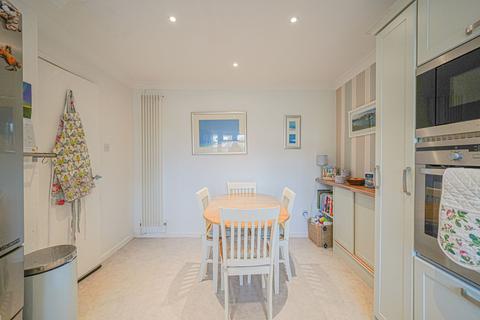 9 Cook Close, Knowle, Solihull, B93 0JR