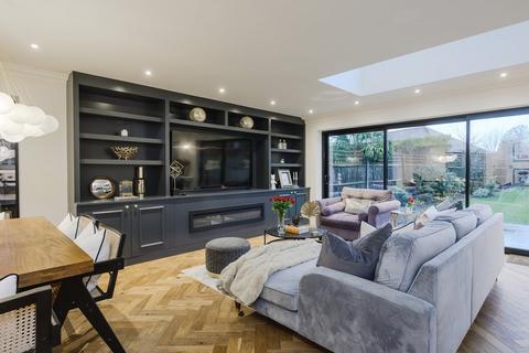 4a The Glade, Fetcham, Leatherhead, KT22 9TH