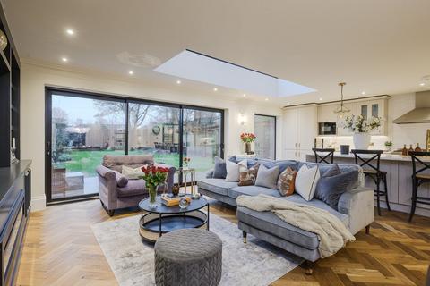 4a The Glade, Fetcham, Leatherhead, KT22 9TH