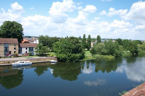 1 bedroom flat for sale, Bridge Place, Godmanchester, Huntingdon, PE29