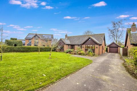 3 bedroom detached bungalow for sale, Lonsdale Crescent, Hingham