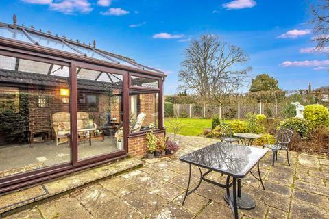 3 bedroom detached bungalow for sale, Lonsdale Crescent, Hingham