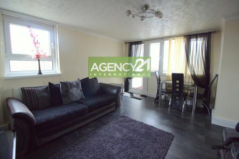 2 bedroom flat for sale, Hathaway Crescent, Manor Park, E12