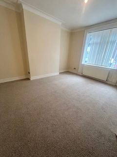 2 bedroom flat to rent, Oxford Street, Tyne & Wear