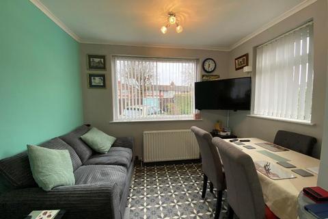 3 bedroom semi-detached house for sale, Kirklands Road, Hull, HU5 5AX