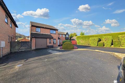 3 bedroom detached house for sale, Llansteffan Road, Johnstown, Carmarthen