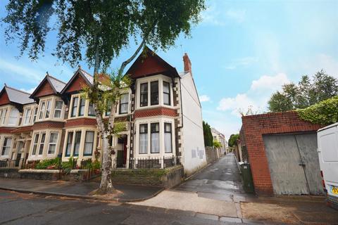 Kelvin Road, Roath Park, Cardiff