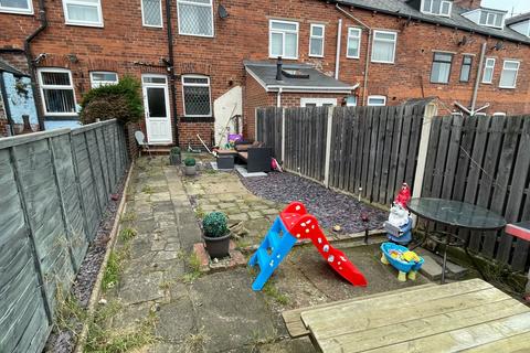 26 Grasmere Road, Barnsley, S71 1ES