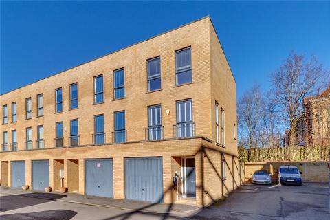 3 bedroom end of terrace house for sale, Studio Way, Borehamwood, Hertfordshire, WD6
