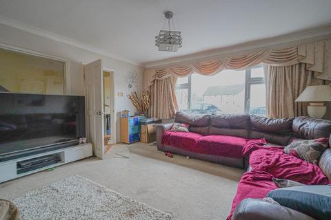 3 bedroom detached house for sale, Pear Tree Crescent, Shirley, B90