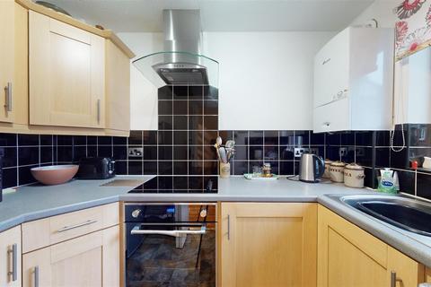 12 Shirley Close, Otley, LS21 1HF