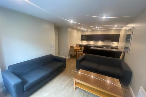 2 bedroom flat to rent, Shudehill, Northern Quarter Manchester M4 4AA