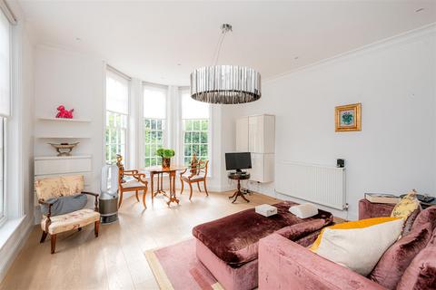 5 bedroom house to rent, Greenaway Gardens, Hampstead