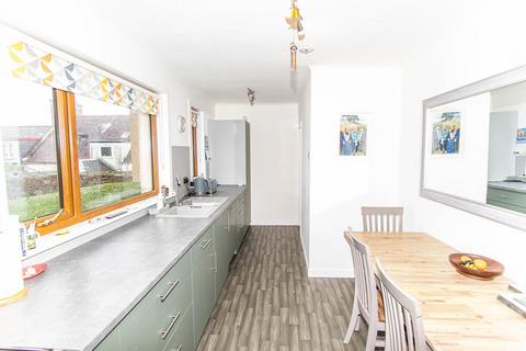 3 bedroom end of terrace house for sale, East Church Street, Thurso, Highland. KW14 7JQ