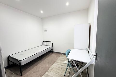 undefined, Leeds LS11