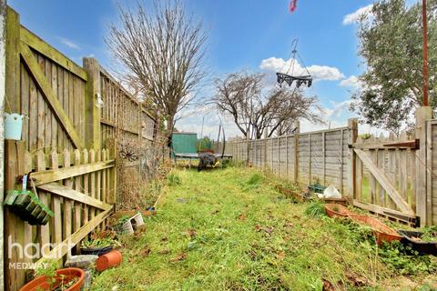 15 Rural Vale, Northfleet, Gravesend, DA11 9JJ