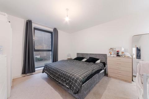 2 bedroom apartment for sale, Kingfisher Hights, Royal Wharf, E16