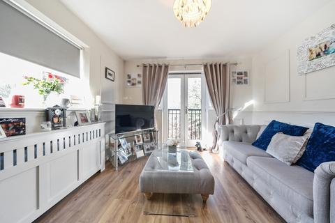 1 bedroom flat for sale, Sandalwood Drive, Ruislip, London, HA4