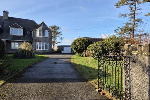 4 bedroom semi-detached house for sale, Fron Oleu, Bodffordd, Anglesey, LL77