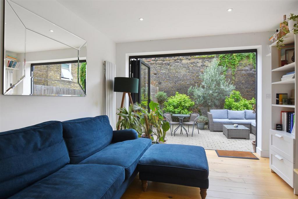 13-f83f GCWT - 55 Pember Road - Reception 6-Origina
