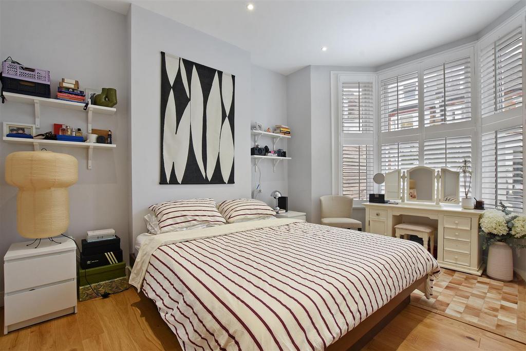 05-df7a GCWT - 55 Pember Road - Bedroom -Original (