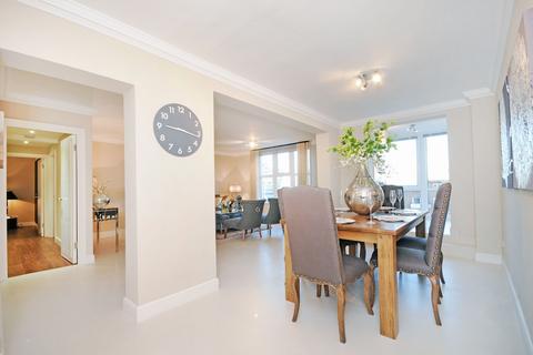 3 bedroom apartment to rent, St. Johns Wood Park, London NW8