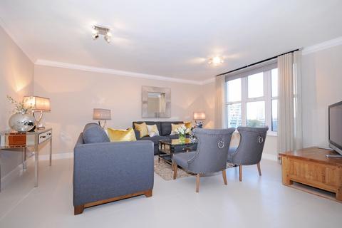 3 bedroom apartment to rent, St. Johns Wood Park, London NW8