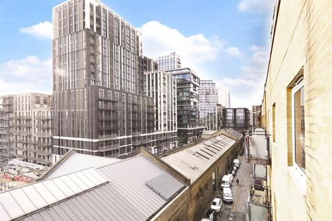 3 bedroom apartment for sale, 2 Artichoke Hill, London, E1W
