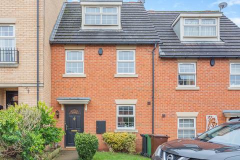 3 bedroom townhouse for sale, Renaissance Drive, Churwell