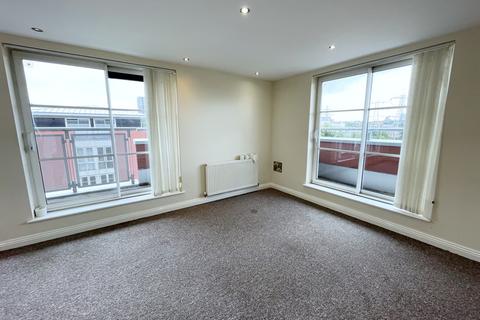 2 bedroom flat to rent, Watkin Road, Leicester LE2