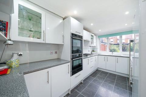 4 bedroom semi-detached house for sale, Wellington Road, Hertfordshire WD17