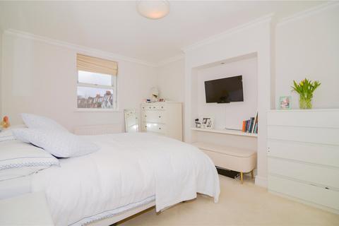 2 bedroom flat to rent, New Kings Road, London