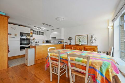 3 bedroom flat for sale, Wimpole Street, Marylebone Village, London W1G