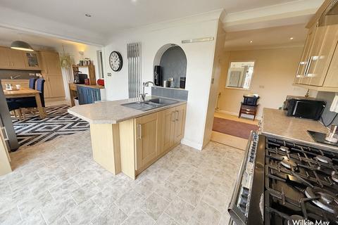 2 Cherry Tree Way, Watchet, TA23 0UB