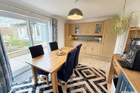 2 Cherry Tree Way, Watchet, TA23 0UB