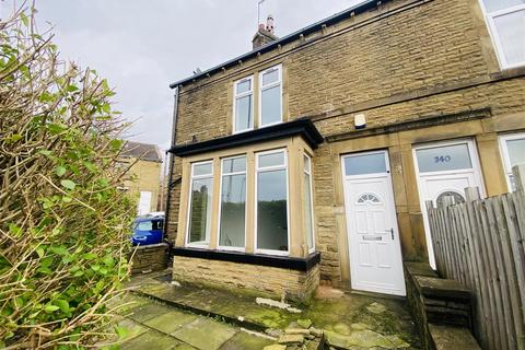 2 bedroom end of terrace house to rent, Idle Road, Bradford