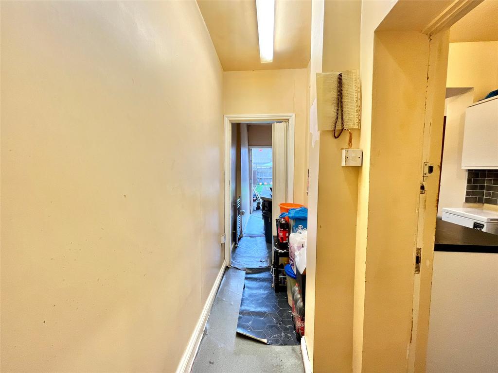 Rear Lobby/Utility