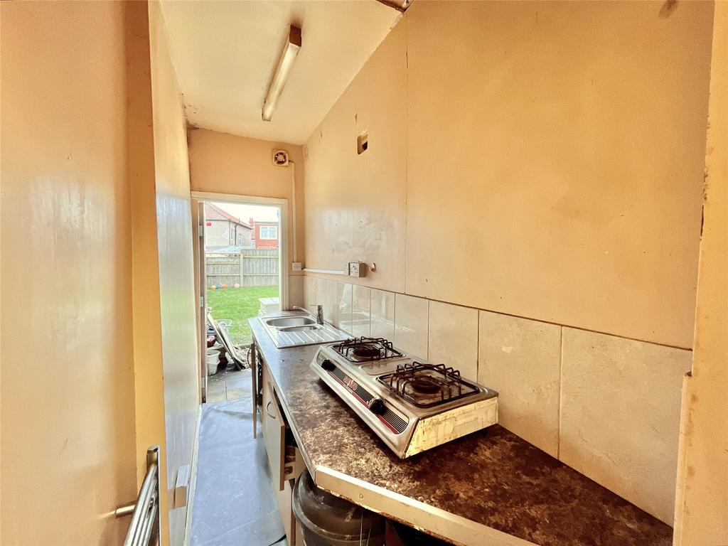 Rear Lobby/Utility