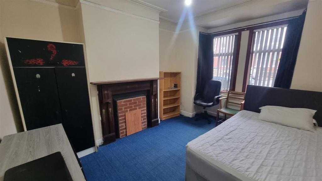 Double Bedroom 1