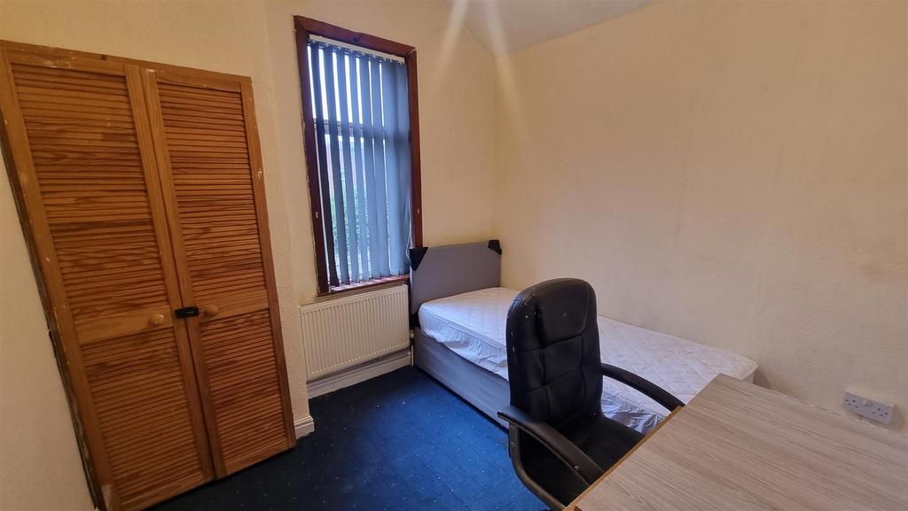 Single Bedroom 1
