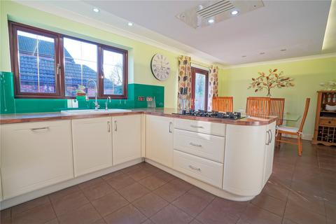 4 bedroom detached house for sale, Wood Close, Ravenfield, Rotherham, South Yorkshire, S65