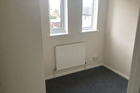 2 bedroom terraced house to rent, Spruce Gardens, Plymouth PL7