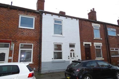 3 bedroom terraced house to rent, Ambler Street, Castleford