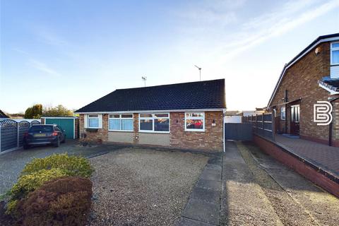 2 bedroom semi-detached bungalow for sale, Thackeray Close, Rugby CV22