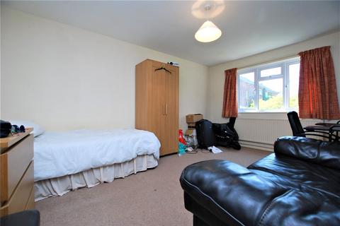 13 Coriander Crescent, Guildford, GU2 9YU