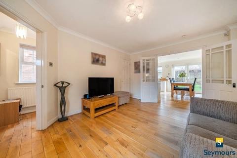 26 Monro Drive, Guildford, GU2 9PS