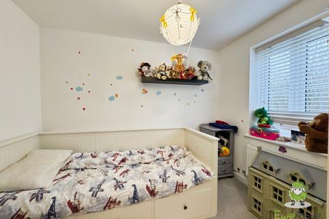 22 Cleeve Road, Basingstoke, RG24 9RZ