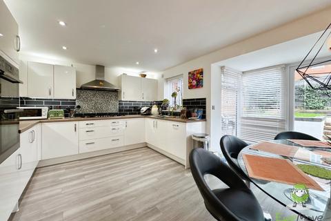 22 Cleeve Road, Basingstoke, RG24 9RZ
