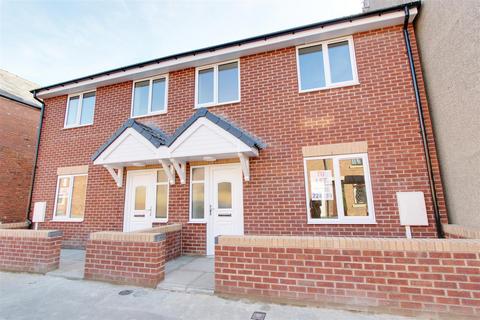 3 bedroom semi-detached house to rent, Broadleys, Chesterfield S45