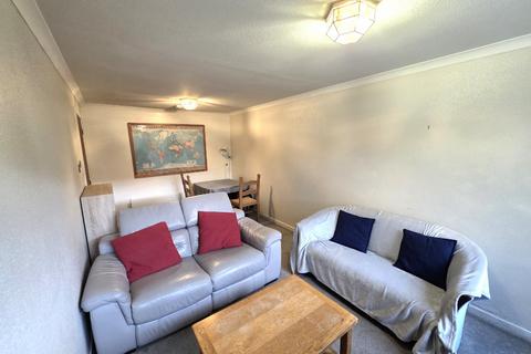 2 bedroom flat to rent, School Drive, Old Aberdeen, Aberdeen, AB24